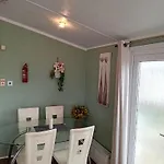 19 Park Views Just Outside Penrith For Holidays And Short Breaks Please No Commercial Vans Thankyou Feriepark *